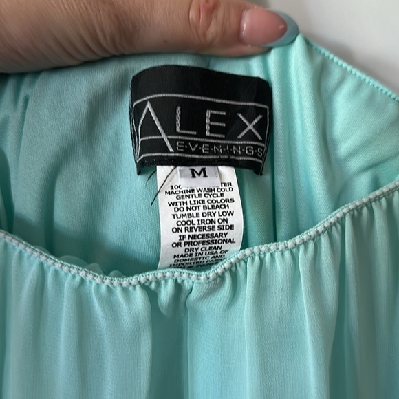 ALEX EVENINGS |  Light Green Lace Two Piece Set Dress - Picture 12 of 15